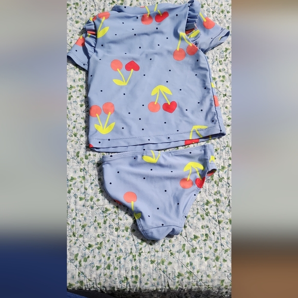 Toddler girl cherry bathing suit - Picture 2 of 3
